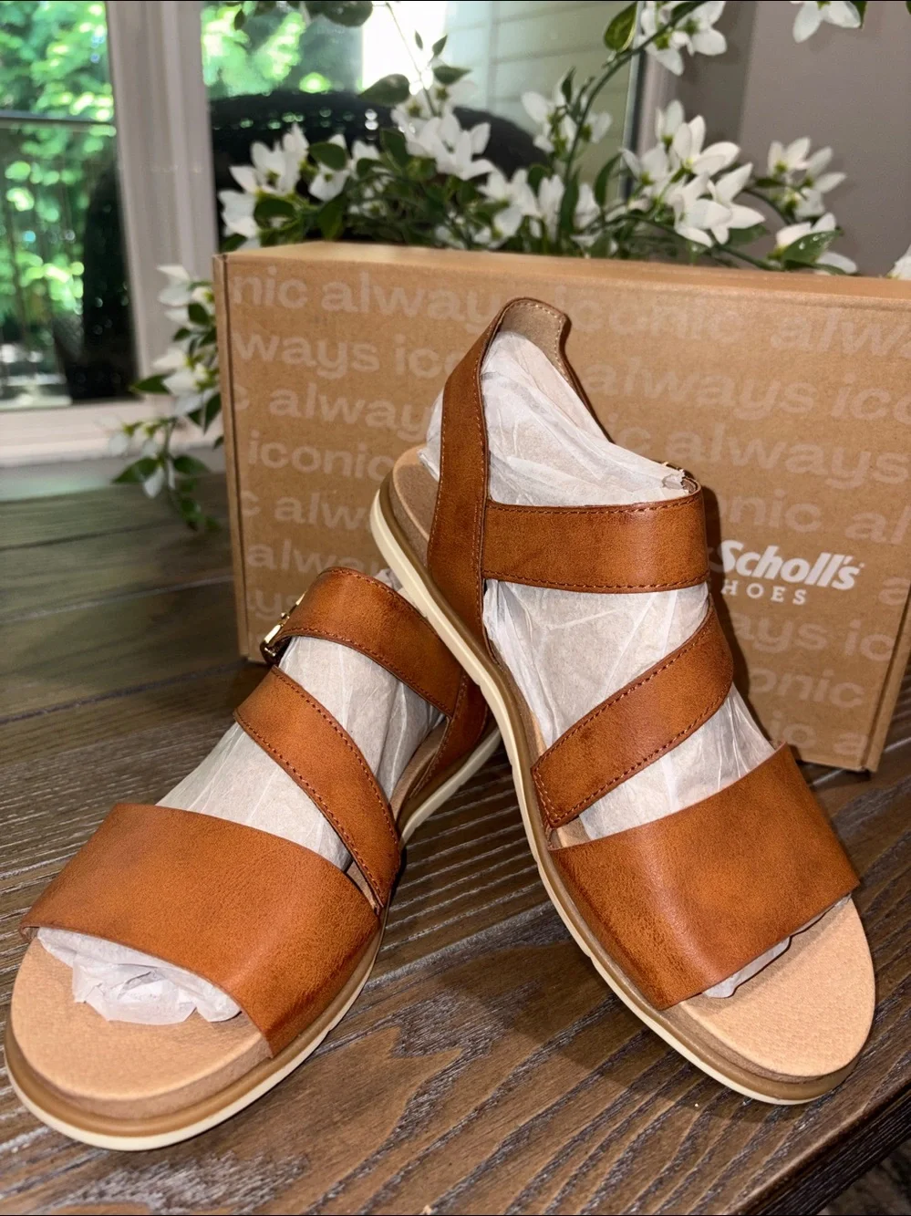 Dr. Scholl's Nicely Fun Strappy Ankle Strap Sandals Brown Tan Size 6 NIB / NWT